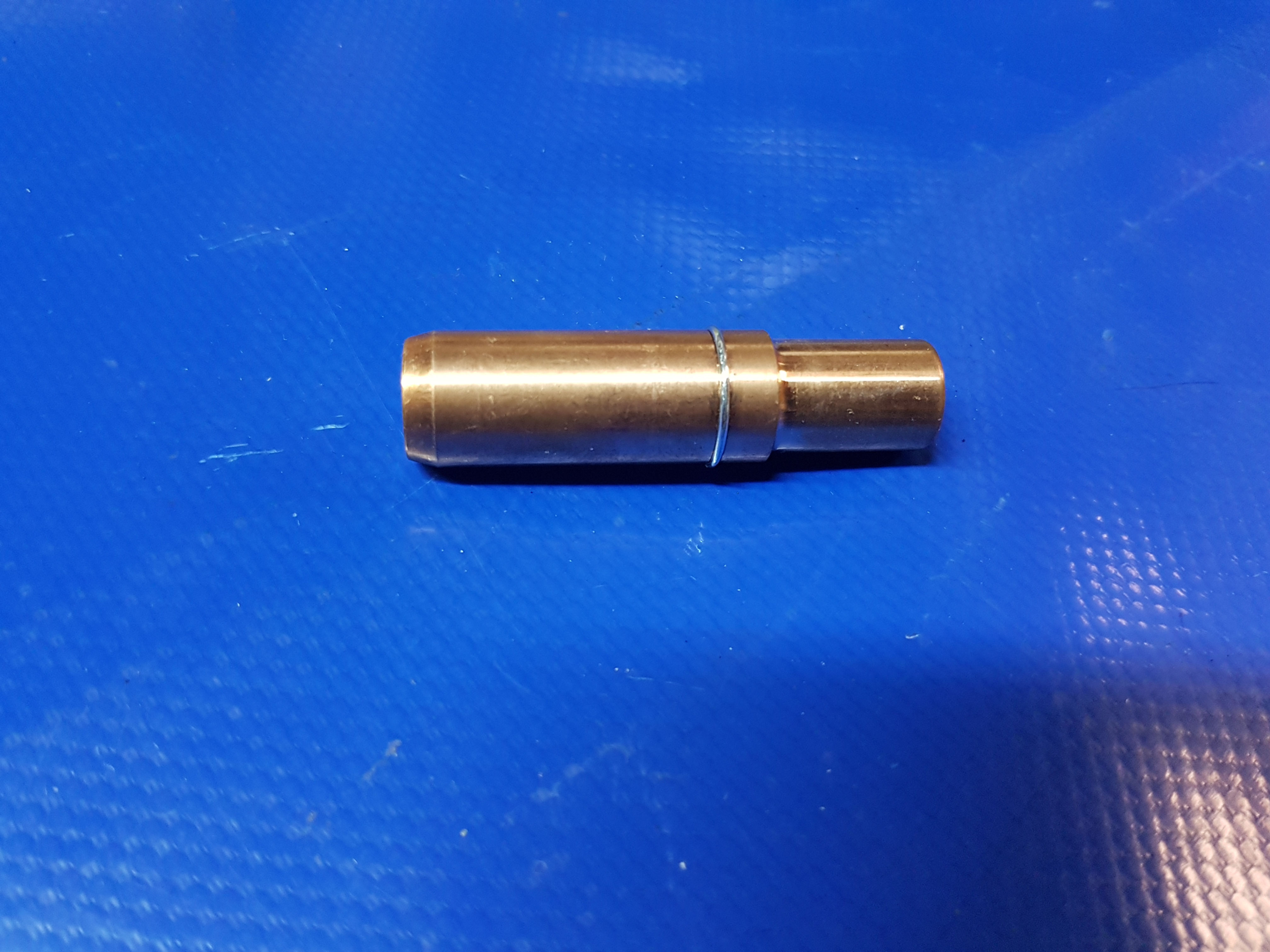 Mercedes Various eng Inlet Valve Guide 14.04mm Std - 130 050 01 24, 130050124