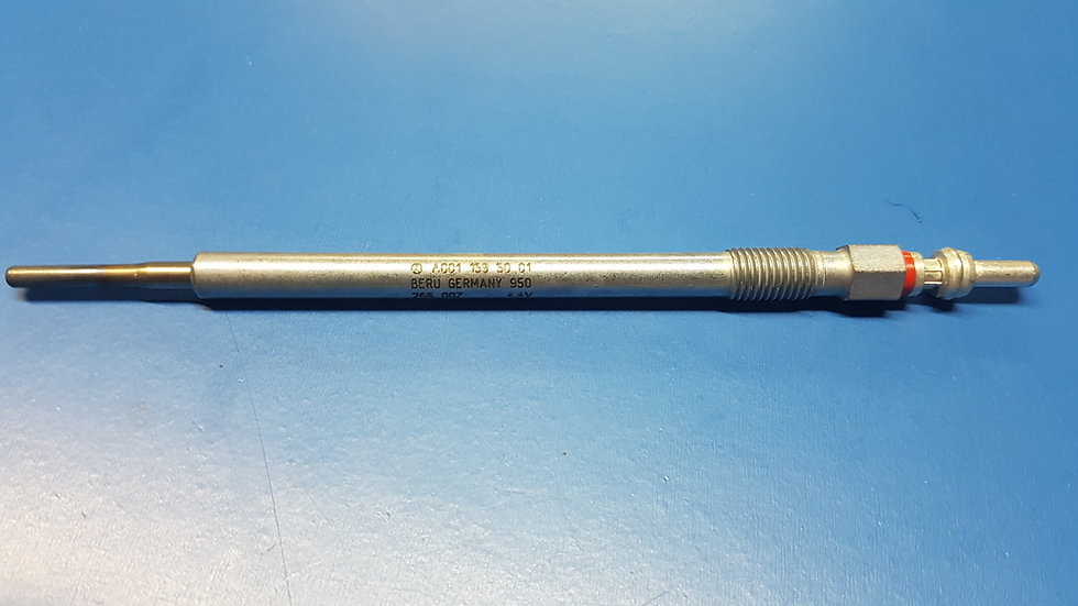 Mercedes OM606, OM640 & OM642 Glow Plug 000 159 71 01, 0001597101