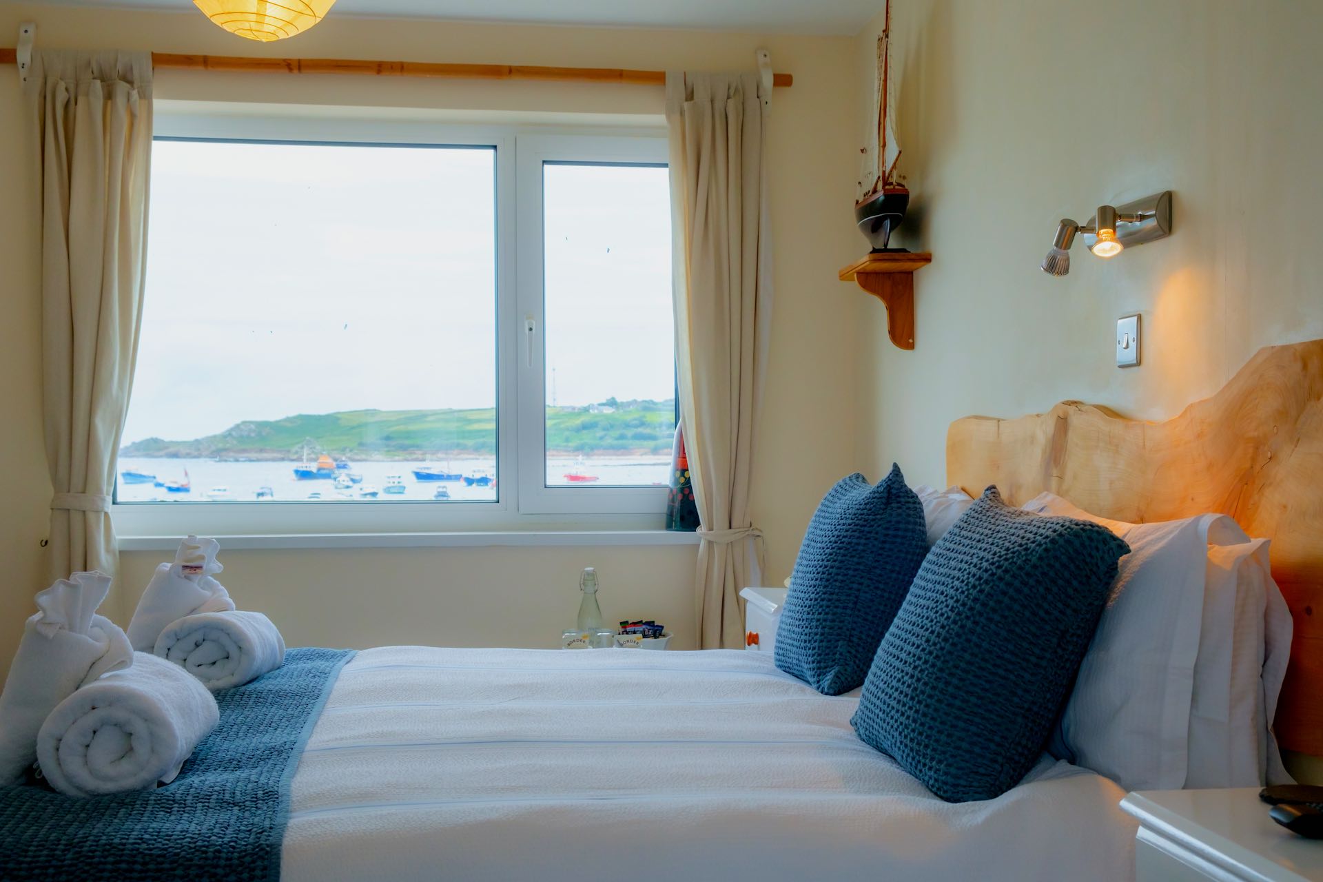 Schooners Hotel in Hugh Town, United Kingdom