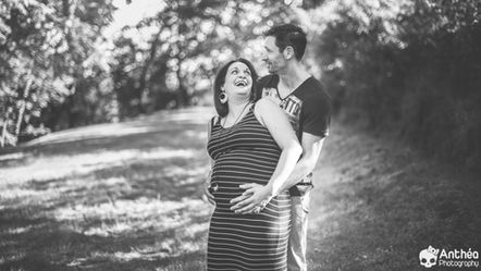 Photographe à domicile Ecully - Caluire & Lyon - Suivi Grossesse & Naissance
