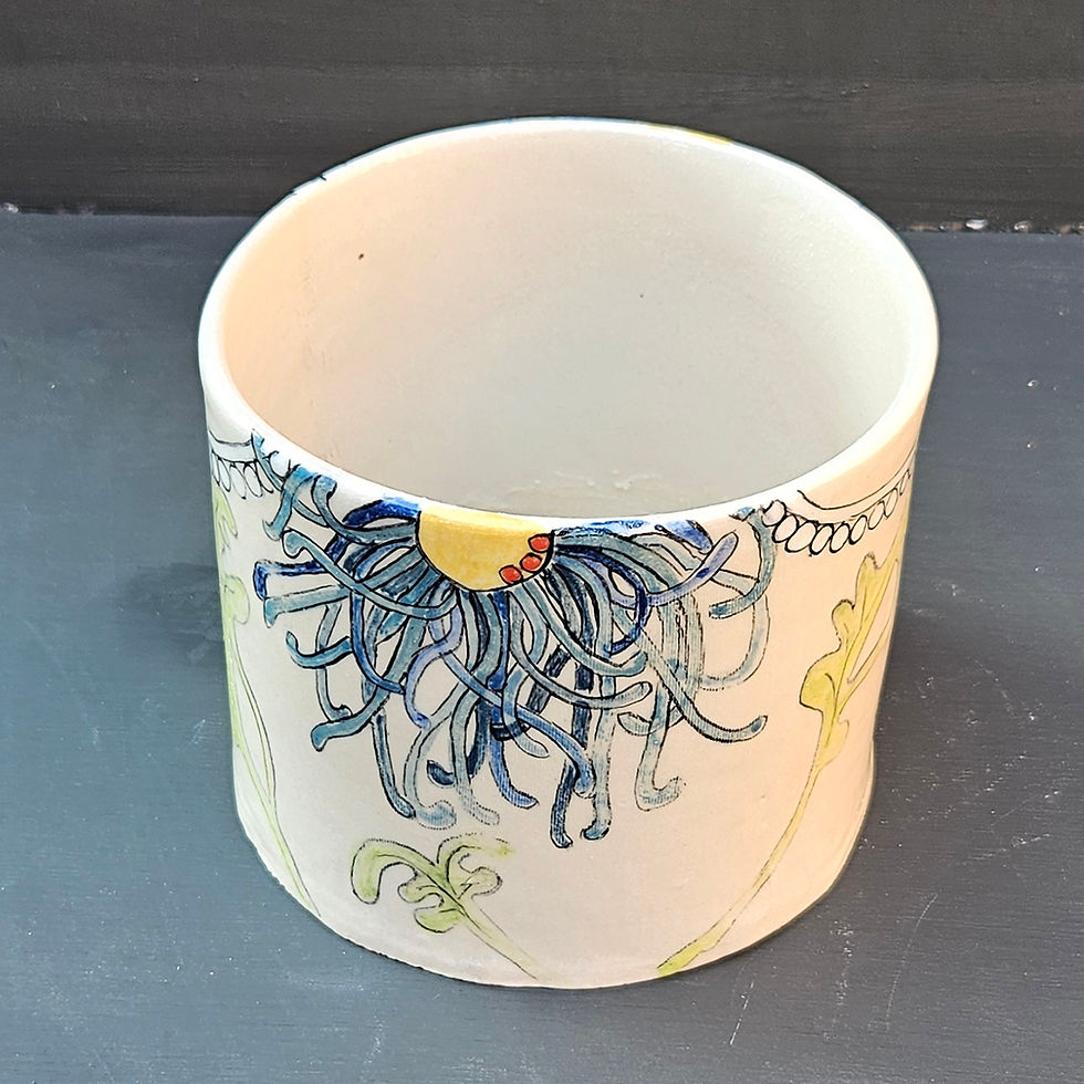 Thumbnail: Flower Queen Pot