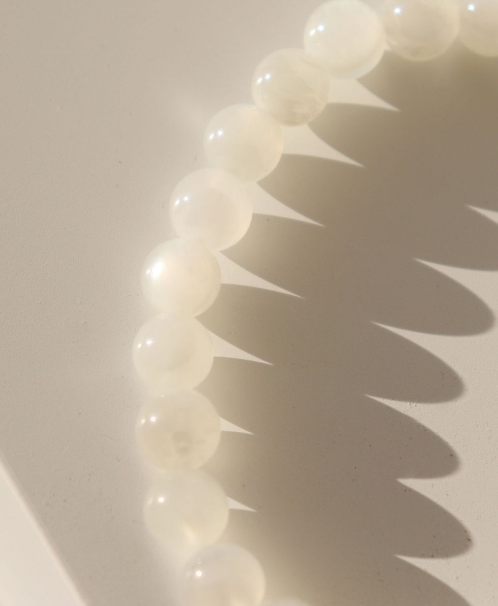 Miniature : Bracelet Pierre de Lune - perles 6mm - Perle argentée + OM argenté