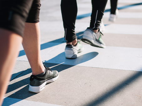 Los Beneficios de Caminar 6.000 Pasos al Día: