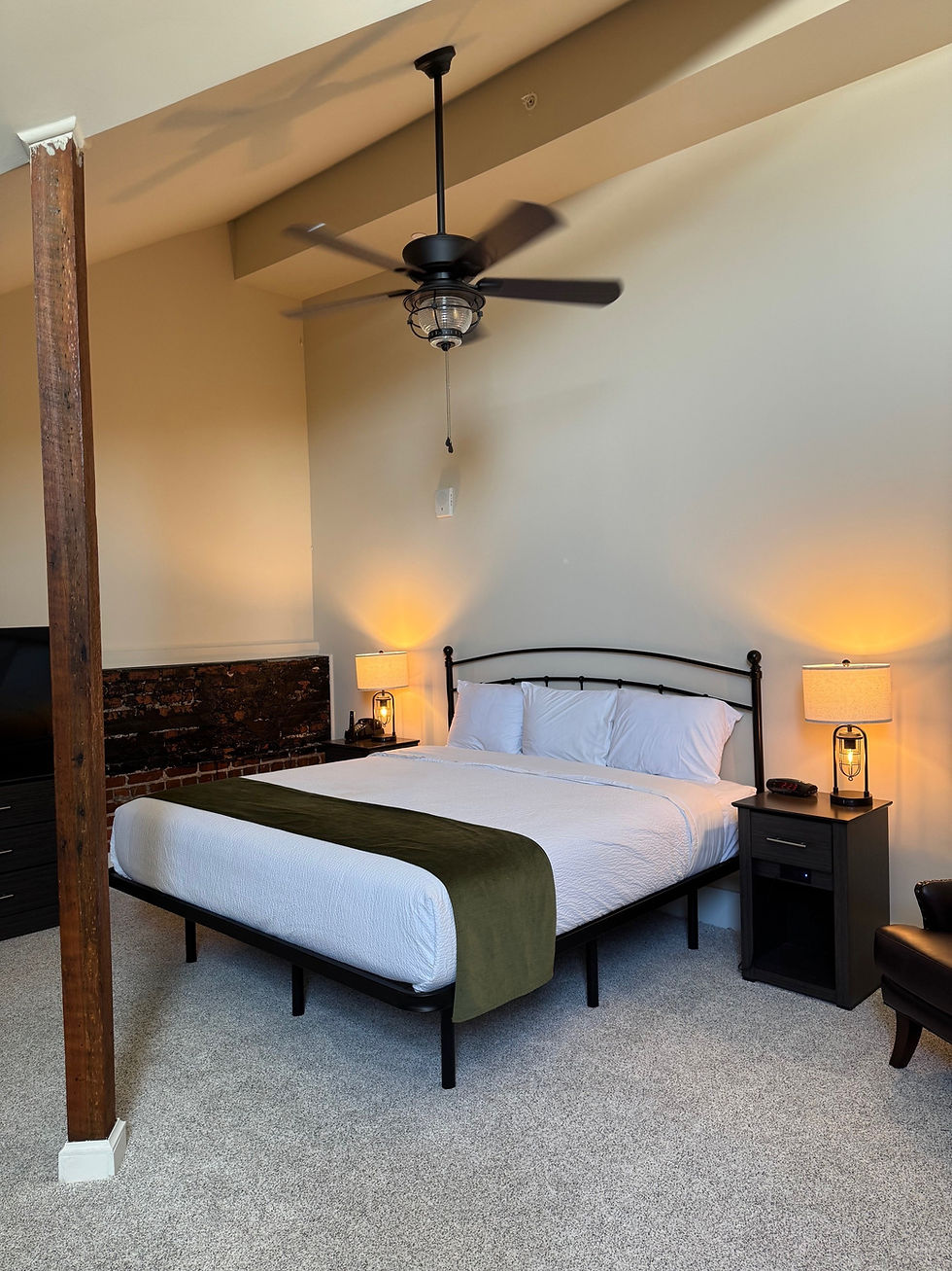 King Suite -1.jpg