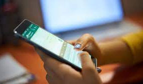 Grupos de pais no Whatsapp são realmente essenciais para a vida escolar dos filhos?