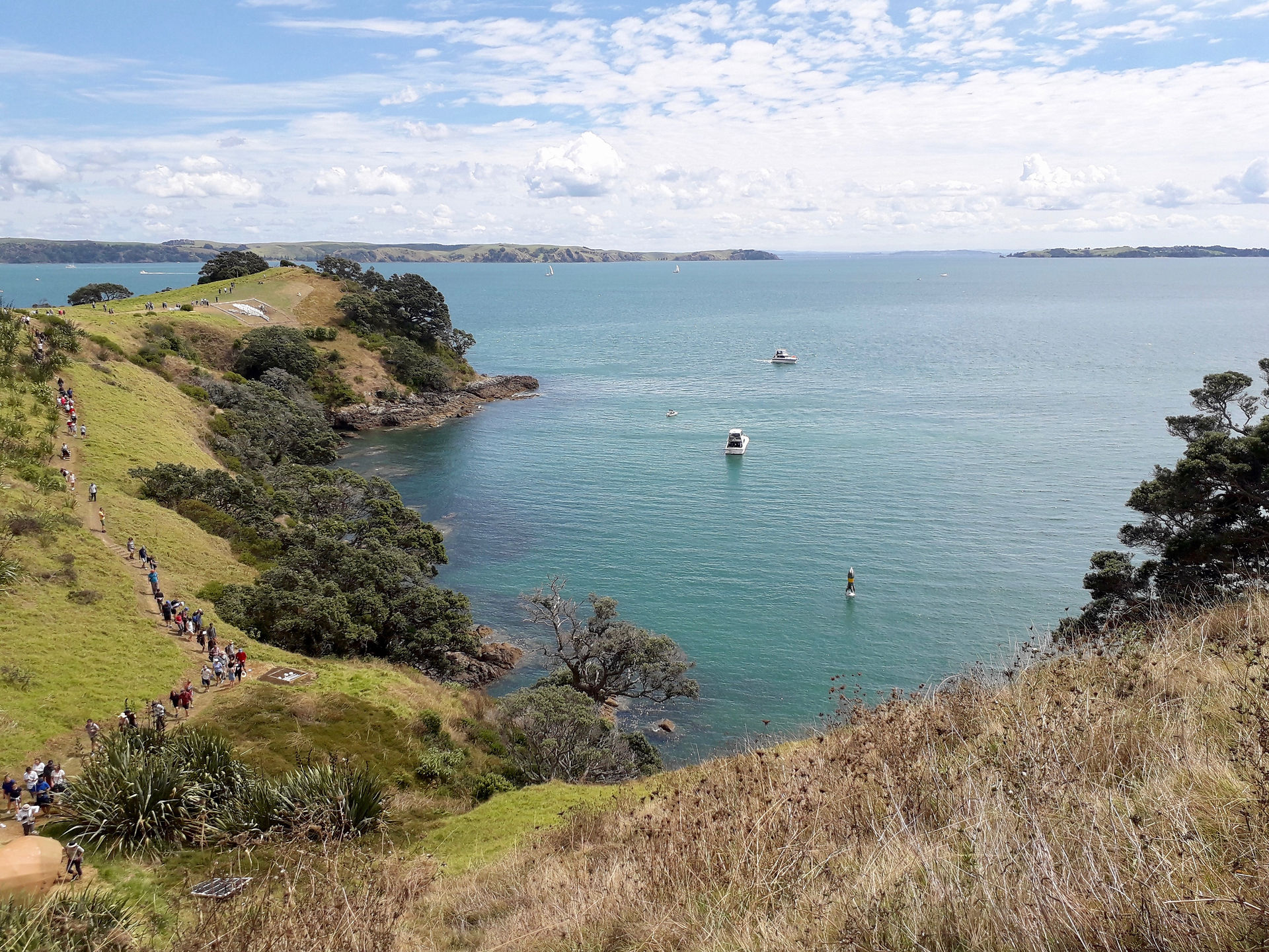 Waiheke Art Walk 2019 ©Taina CALISSI