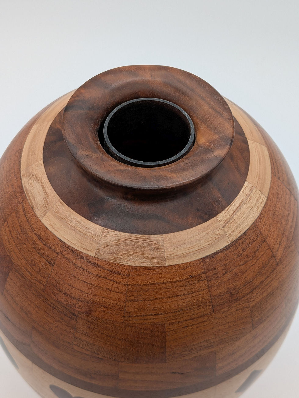 Thumbnail: Four Suits Vase
