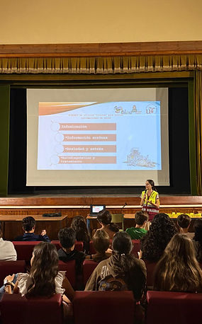 IES VELAZQUEZ 6 OCT 14.JPG