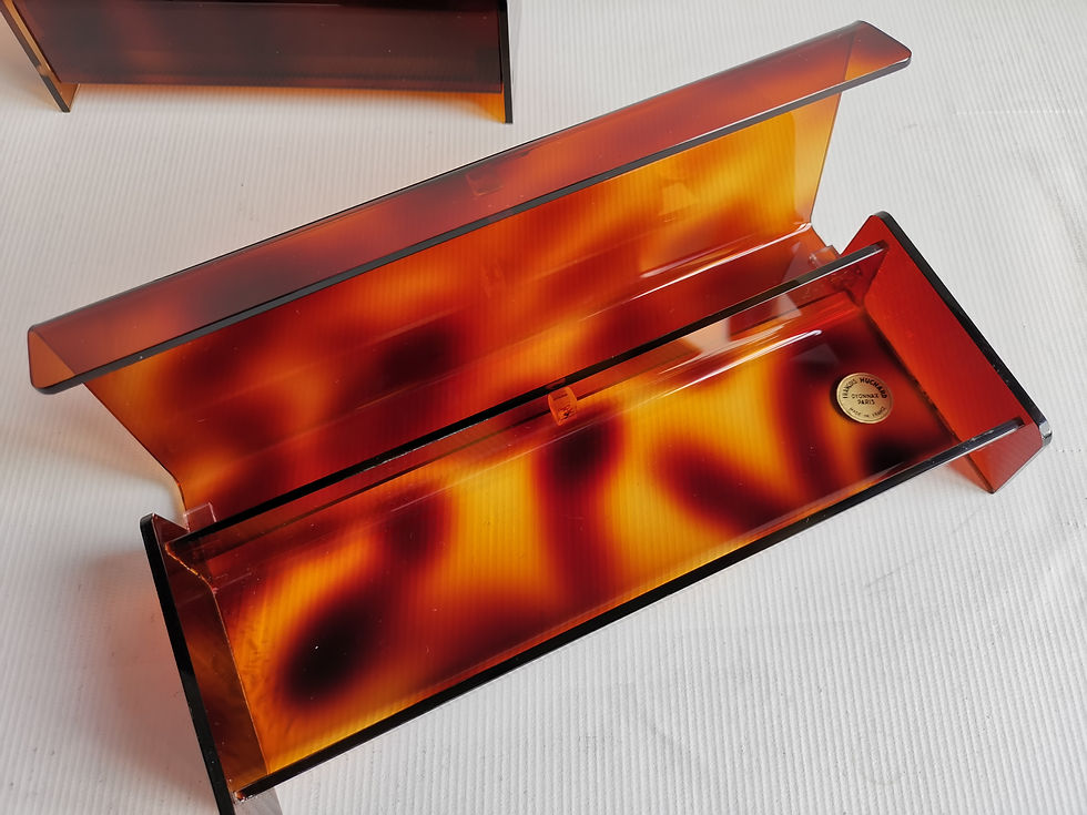 Miniature : Lot de deux jolies boîtes en plexi ambré