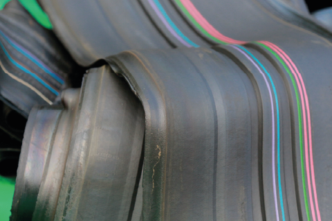 Minyak hitam motor terbaik