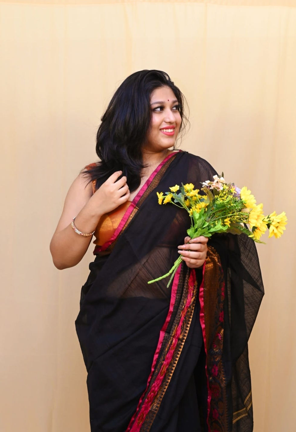 Thumbnail: Handloom Tissue Paar saree