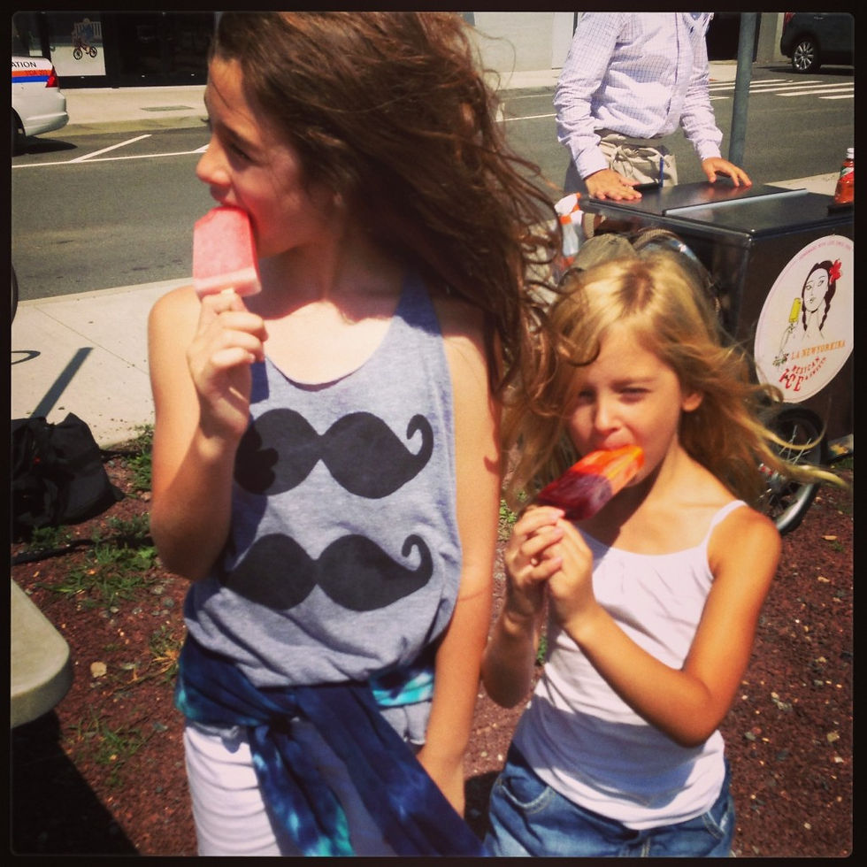 Maddie & Tessa with La Newyorkina Pops