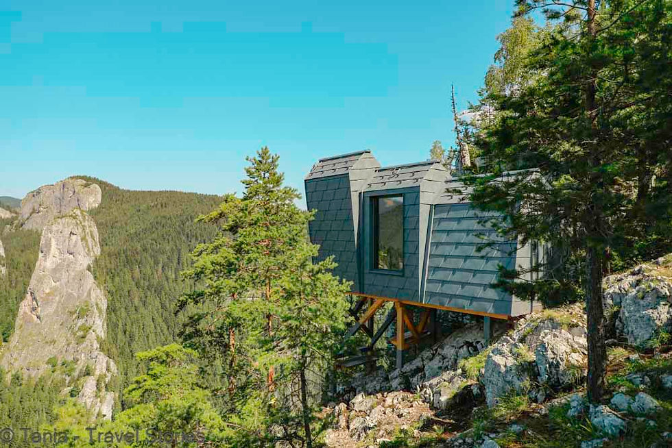 cabana panoramica de pe cheile bicajelului