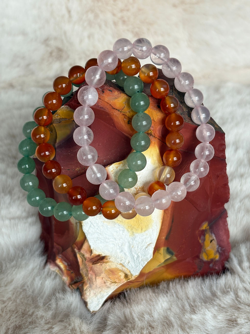 Liefdevolle kracht armbandenset groene aventurijn rozenkwarts en carneool