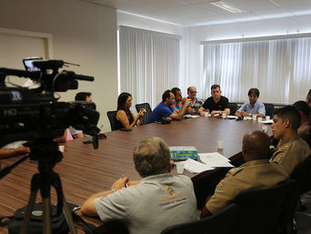 ACIM participa de coletiva sobre projeto de Lei para proibir consumo de bebidas alcoólicas em vias p