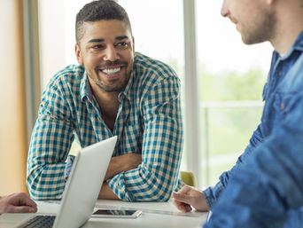 Em que investir com a Selic baixa?