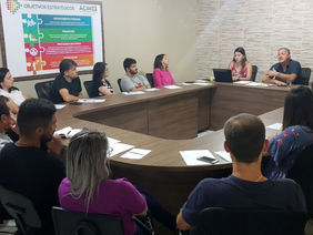 ACIM Jovem participa de mentoria com empresário Manoel Ferreira