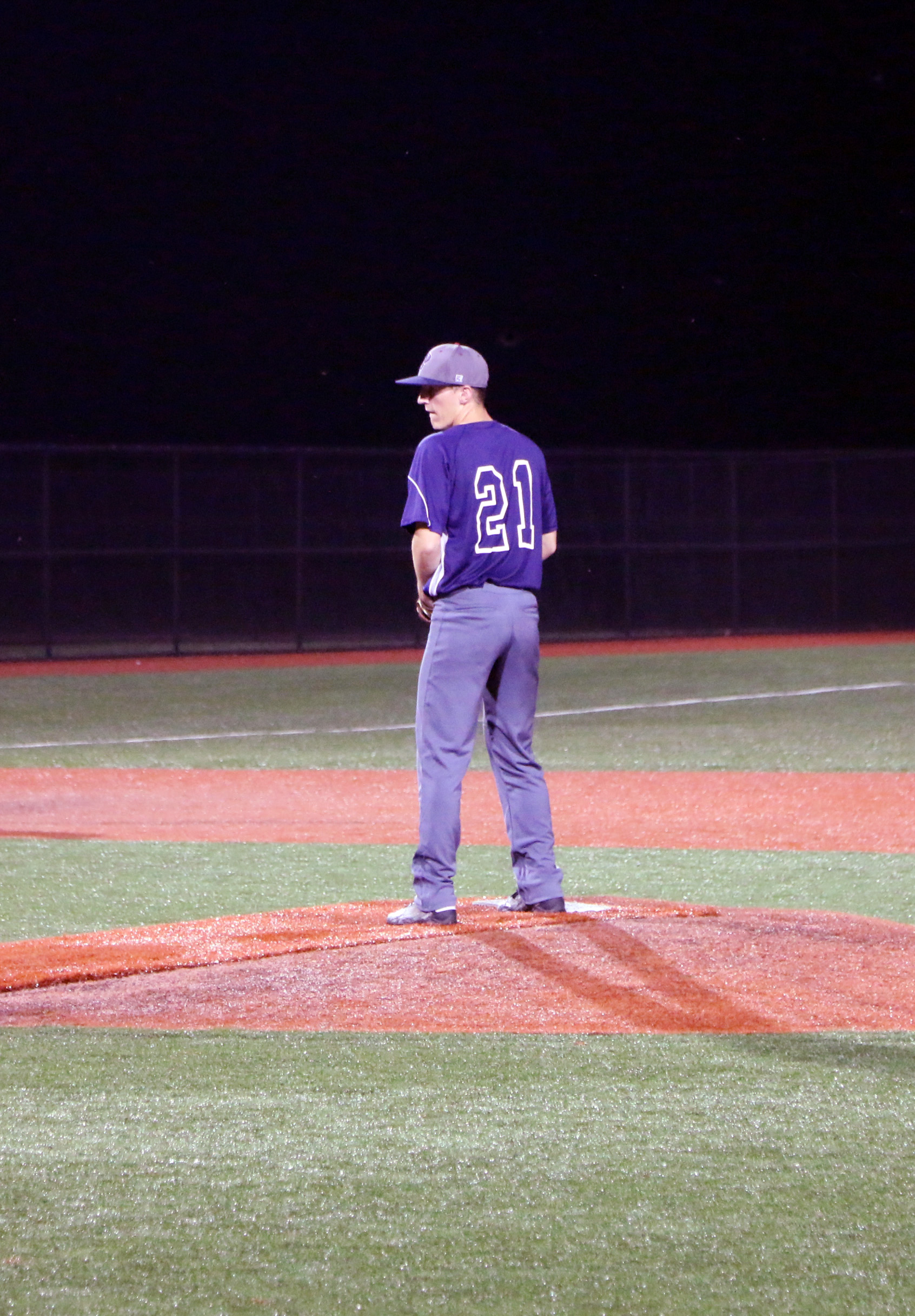 Tye throws a complete game!