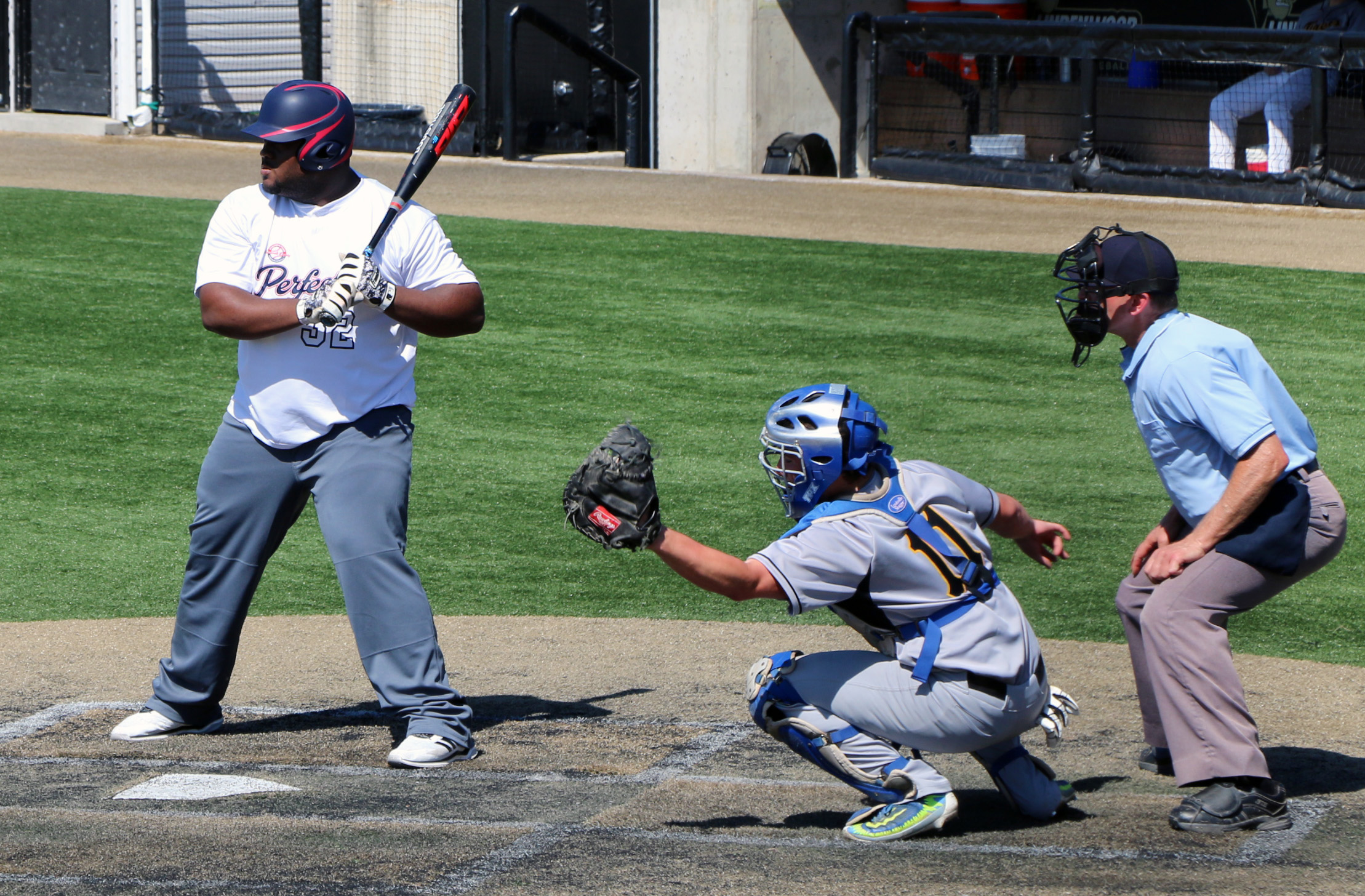 Way outside pitch to Dee