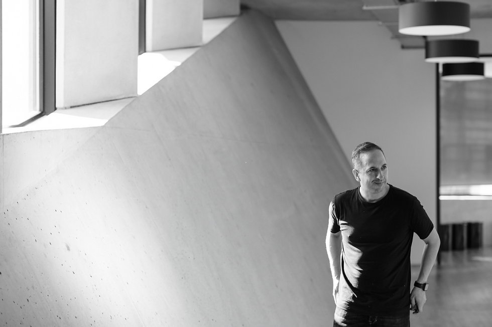 Camilo Simoes 1 .png