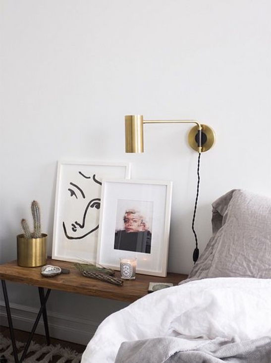 北欧の写真の壁は穴の客間の額縁を免除して壁の組合せを掛けます436