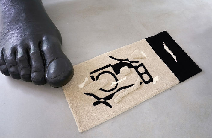 SUPERSTITION, tapisserie réalisée en tufting par Tina tictone