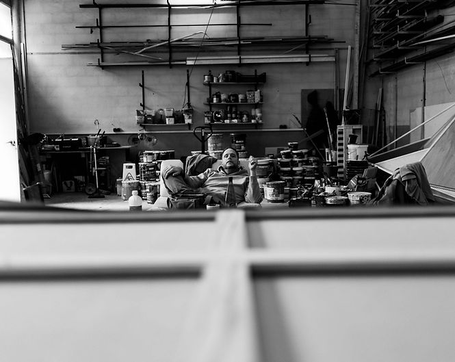 Nicolas Masterson Taroe in his studio