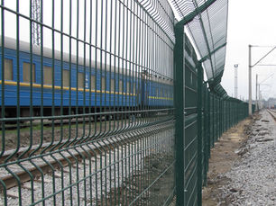 Industrial passive electronic lock with one key: reconstructing the efficiency and safety system of railway fence inspection