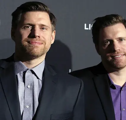 Square Size (Preferable 10801080)-2.png