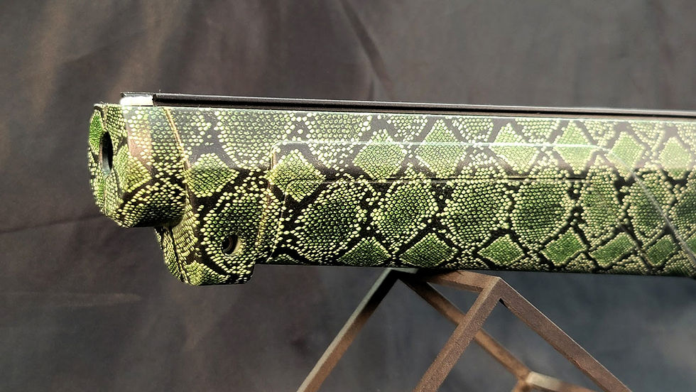 Miniature : GREEN SNAKE .357 BULLDOG STOCK