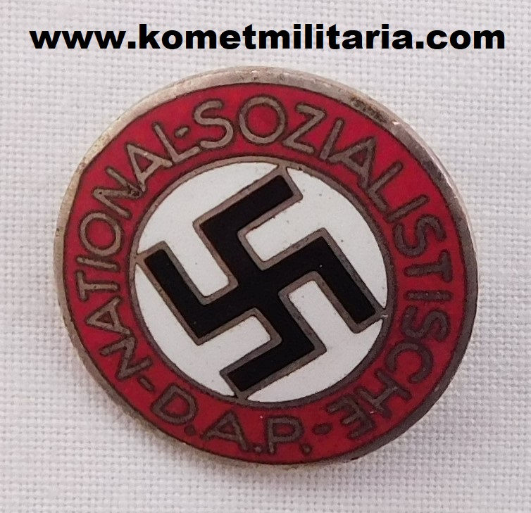 Thumbnail: NSDAP Parteiabzeichen Hersteller M1/109 "Glaser& Sohn, Dresden"