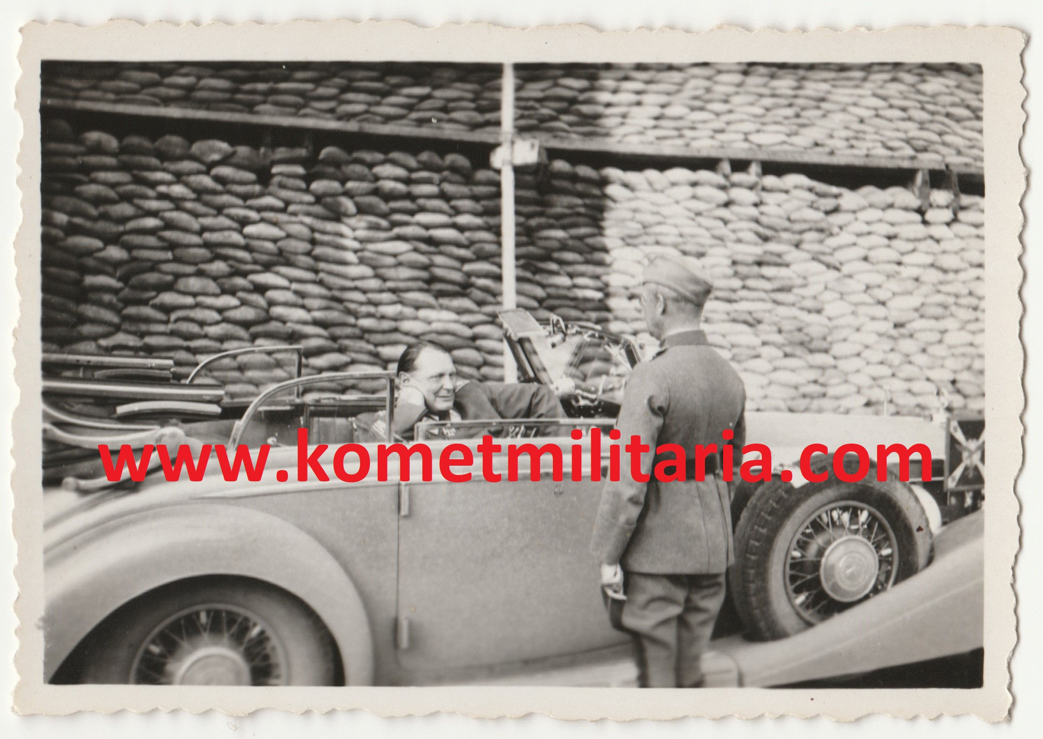 Private Picture Reichsmarschall Hermann Göring in car with pennant, Reims 1940