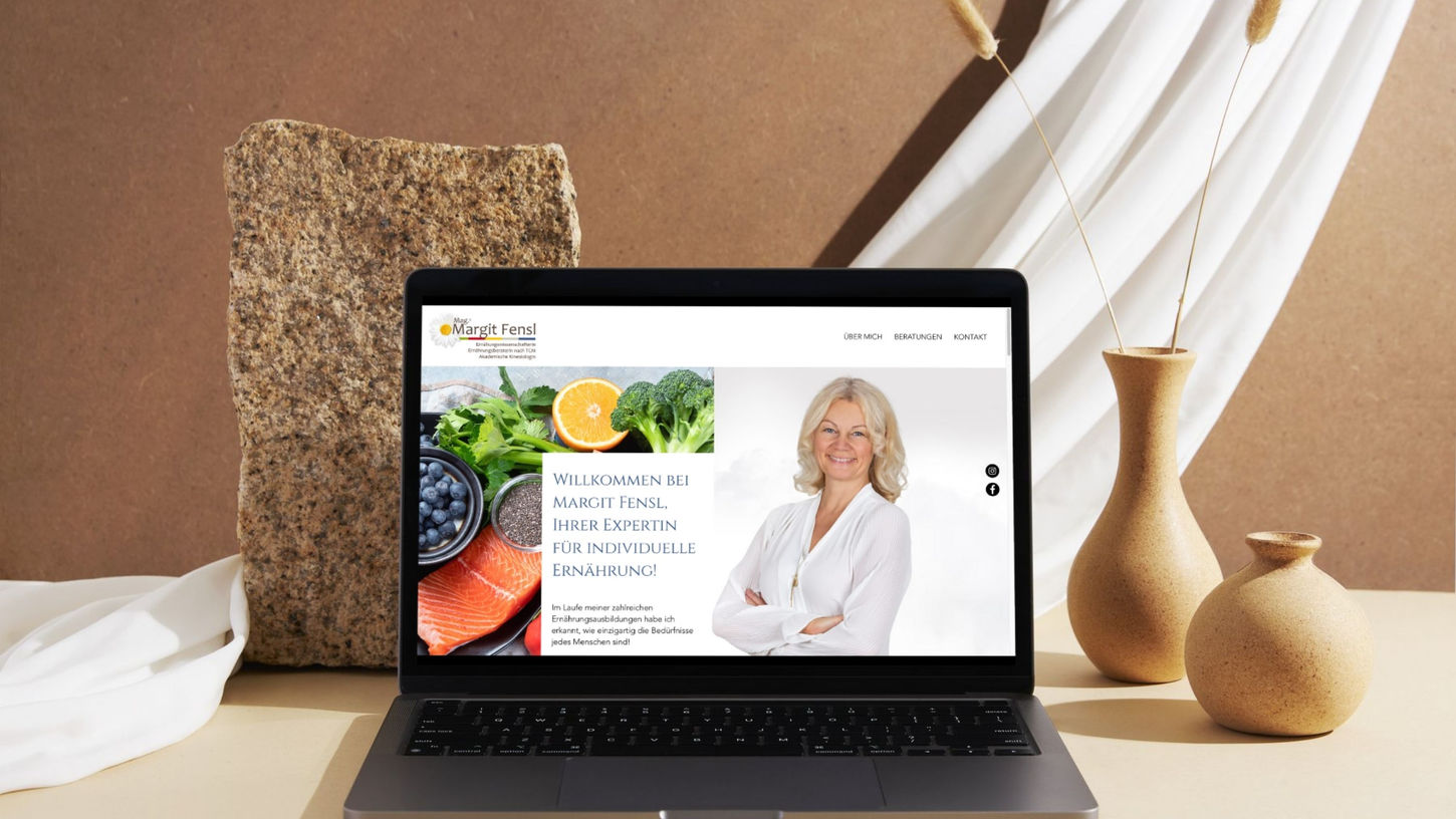 Startseite der Webseite von Margit Fensl, gestaltet von DigitalArk – Ernährungsberatung mit Stil, Portrait von Margit Fensl auf ihrer Webseite – moderne und professionelle Ernährungsberatung, Einblick in Margit Fensls Ernährungsberatung, dargestellt auf einer klar strukturierten Webseite, Hochmoderne Webseite von Margit Fensl, entwickelt von DigitalArk – responsive und stilvoll, Serviceübersicht der Ernährungsberatung von Margit Fensl – strukturiert und informativ, Benutzerfreundliches Kontaktformular auf der Webseite von Margit Fensl – einfache Kommunikation.