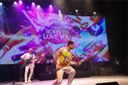 QUEEN_POUPEX CULTURAL_JM (555)