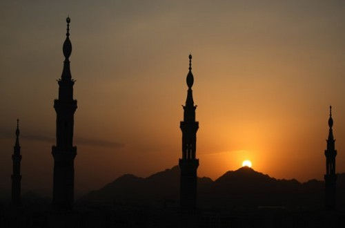 pemandangan-matahari-terbenam-di-masjid-nabawi-_120719070537-853.jpg