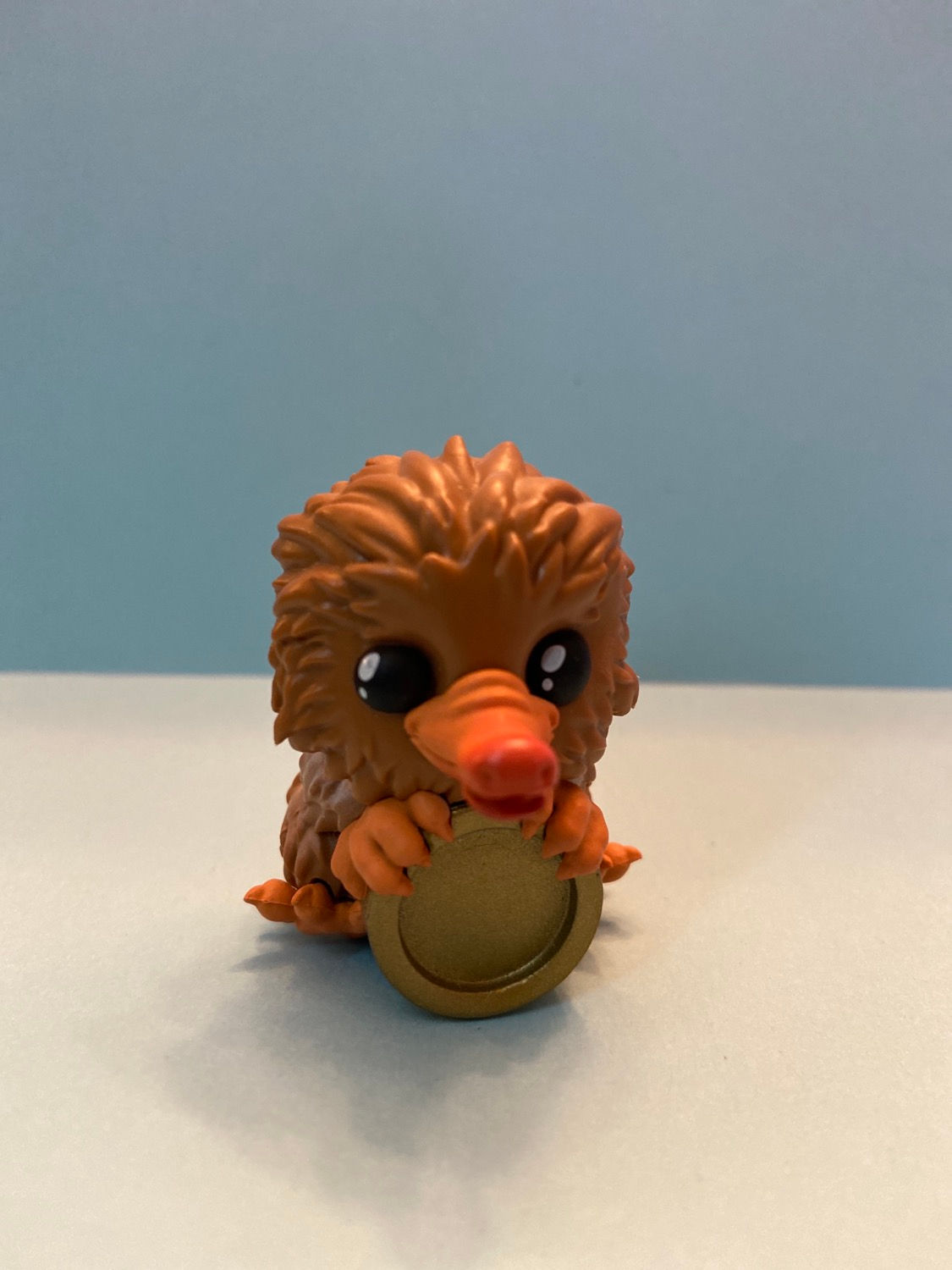 Baby Niffler (tan) (gold)