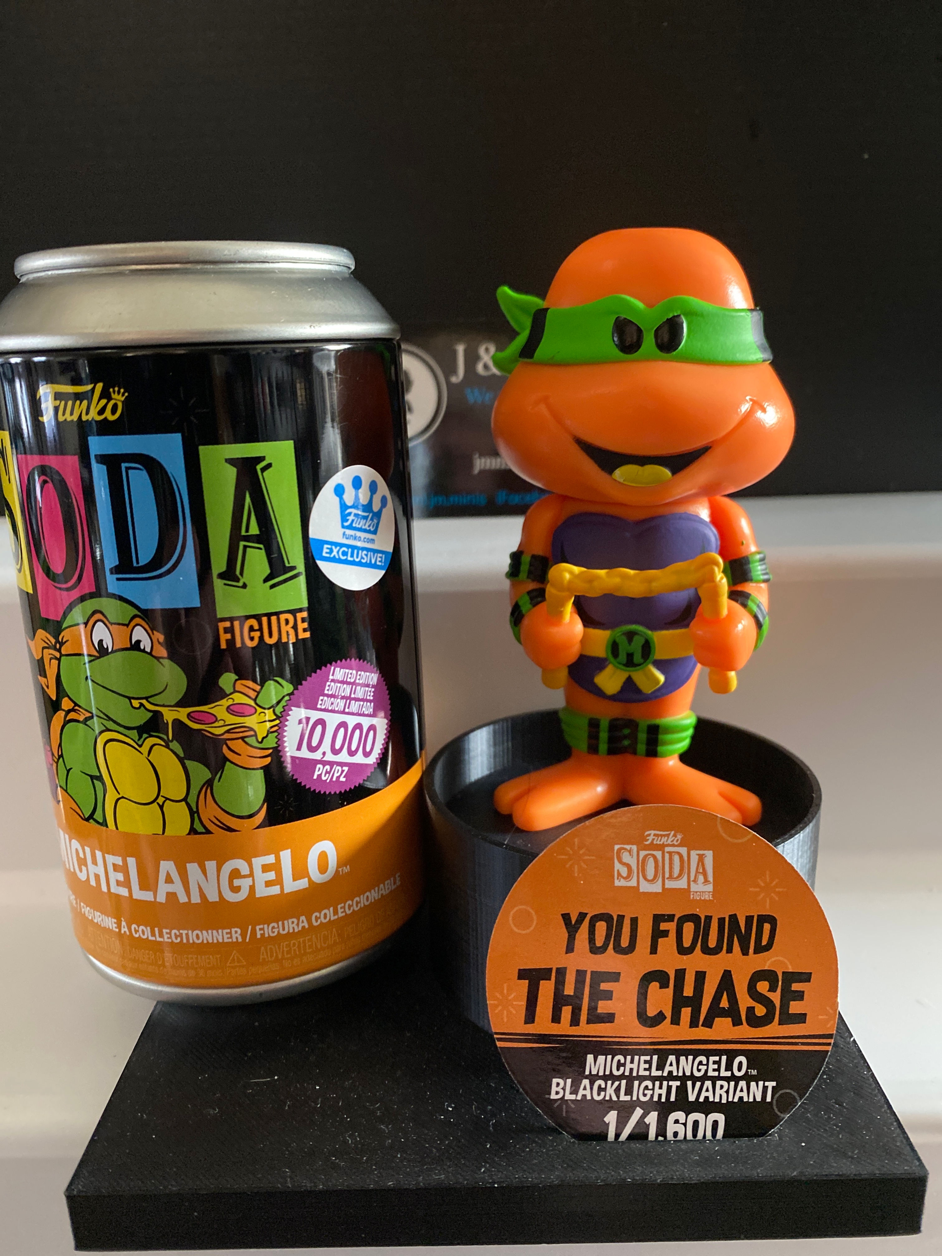 Michangelo Blacklight Chase Soda