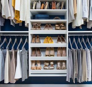 walk in closet g.jpg