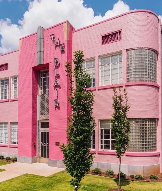 At 215 Church Street stands a stunning example of Streamline Moderne architecture and one of only two buildings of its kind in the city — The Blair Building, built in 1939 and listed on the National Register of Historic Places. An office building for more than 80 years.