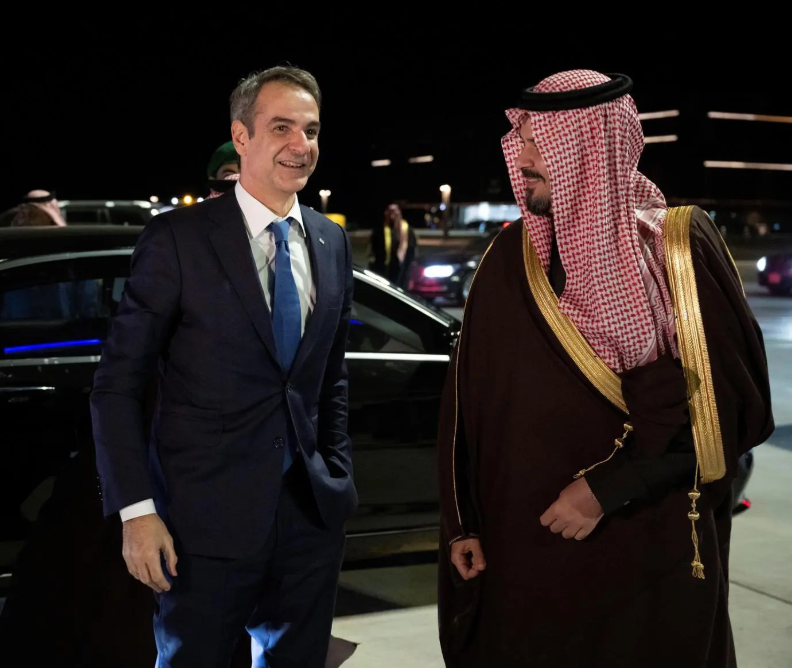 Conclusion of Visit: Prime Minister Kyriakos Mitsotakis and his delegation concluded their official visit to Saudi Arabia, departing from AlUla on January 14, 2025.