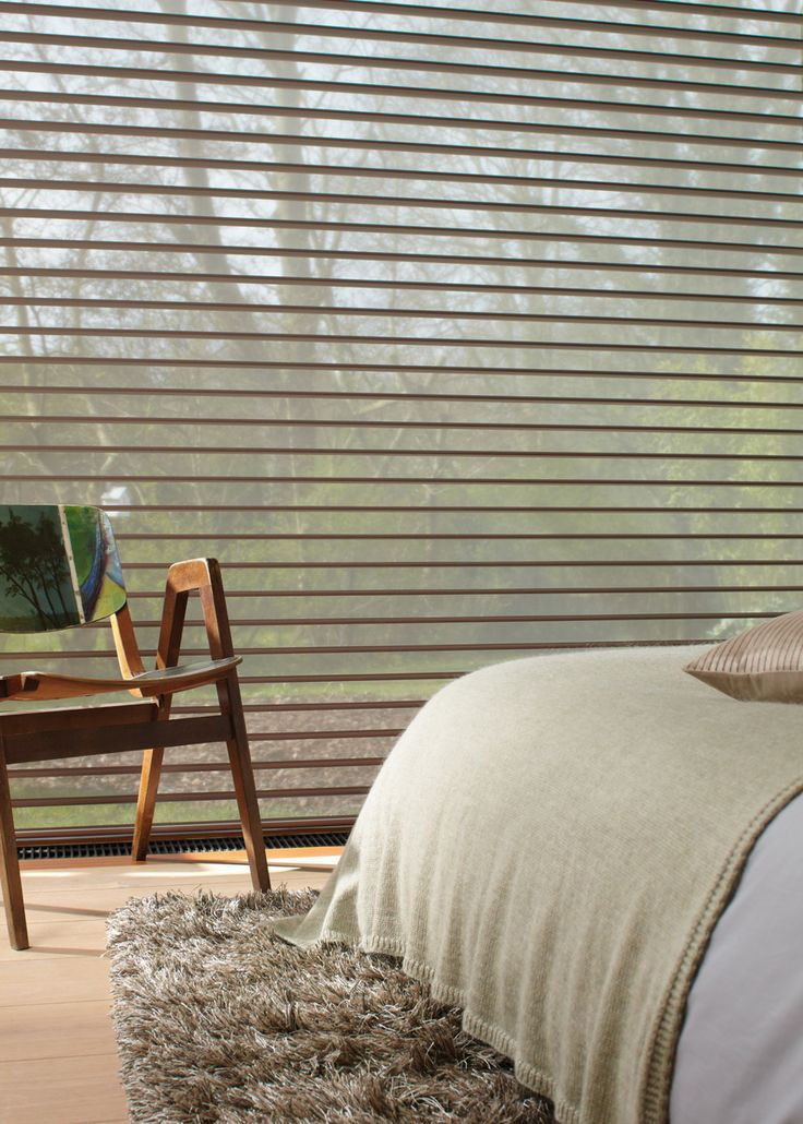 Voorbeeld raambekleding; silhouette shades