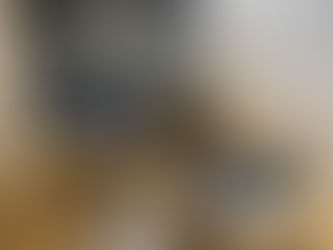 細々したゴミ・日用品の散乱