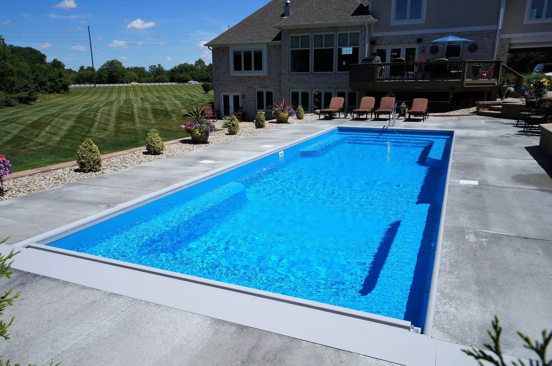 Best Sellers | Canadian Fiberglass Pools