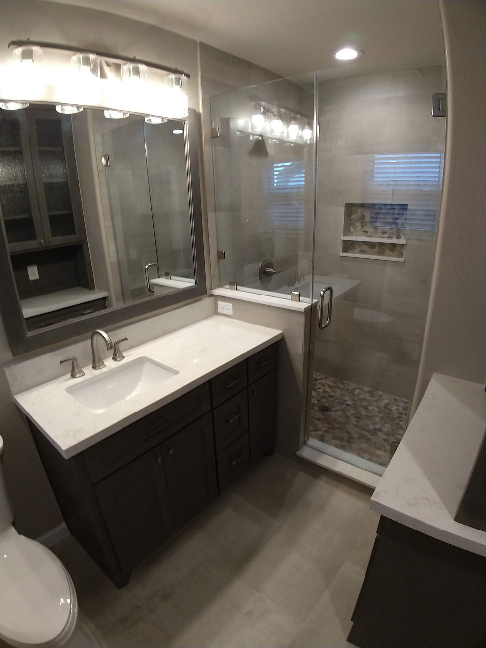 BEEDLES - Master Bath