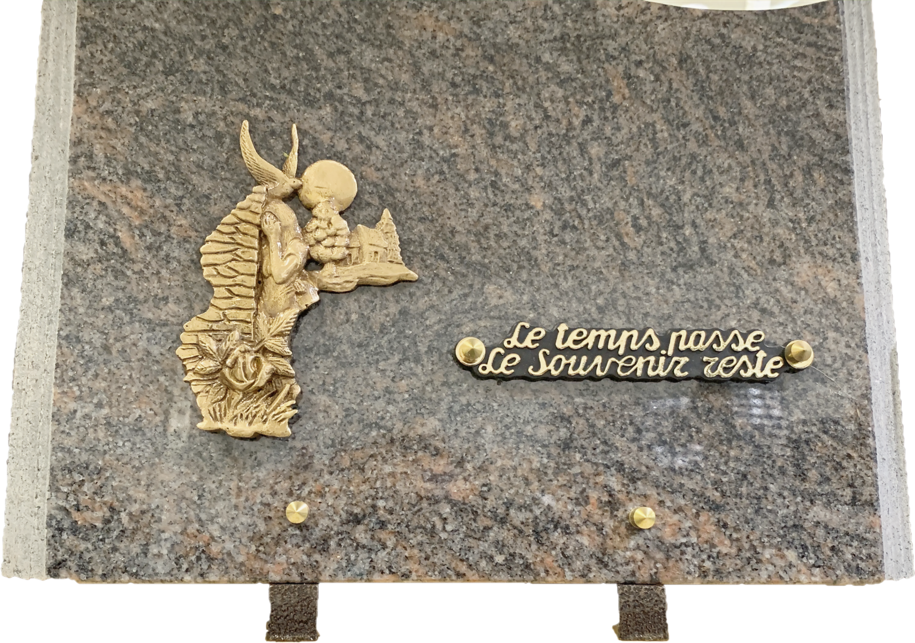 Plaque funéraire livre