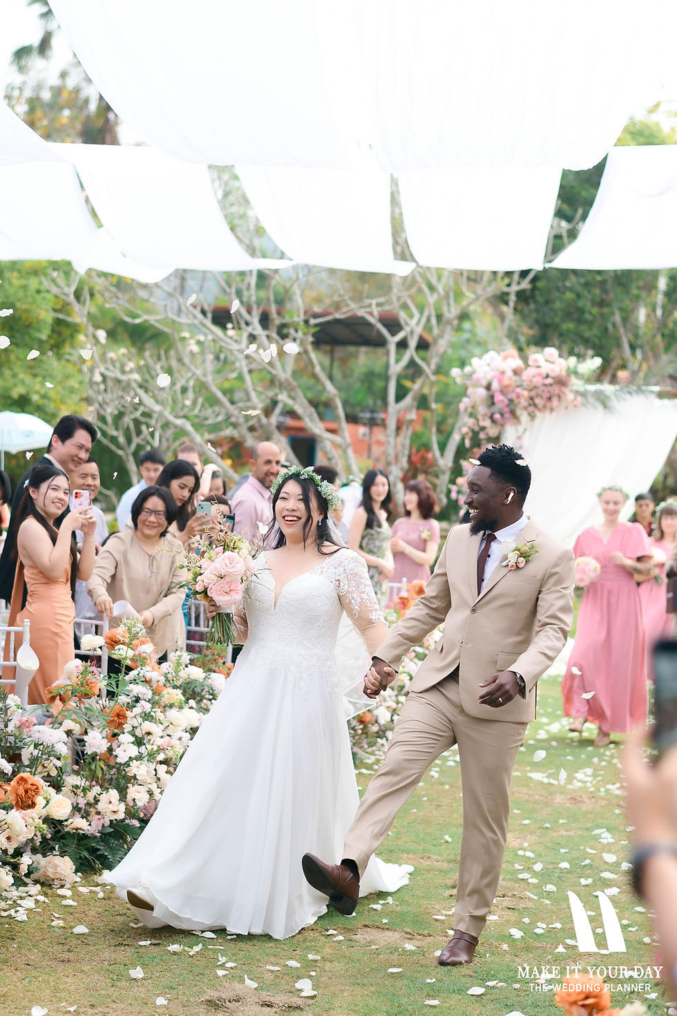 Experience a blissful wedding in the garden 💚 Chiang Mai, Thailand