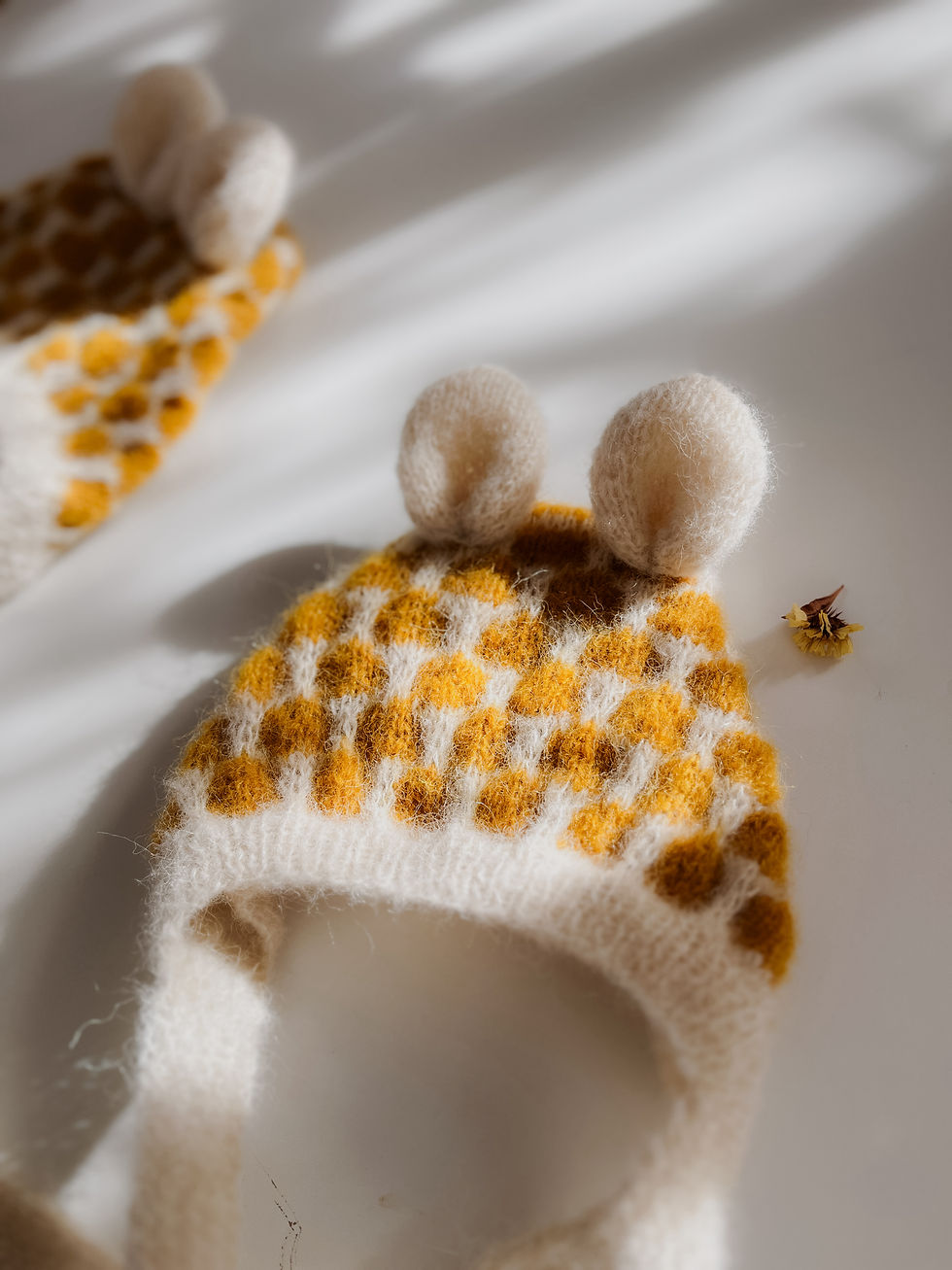 Thumbnail: Honey Bear bonnet