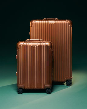 RIMOWA Original line in Bronze – VFX, cleanup, and compositing by B.ART VFX Studio