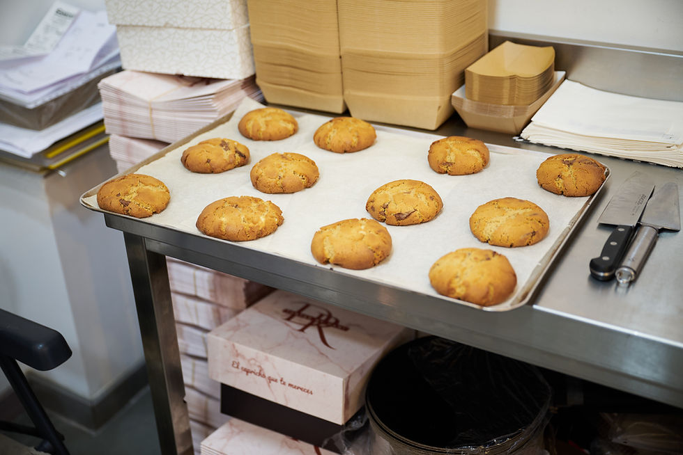 Un lote recién horneado de cookies en Tartas by Dani (Alan Cohen)