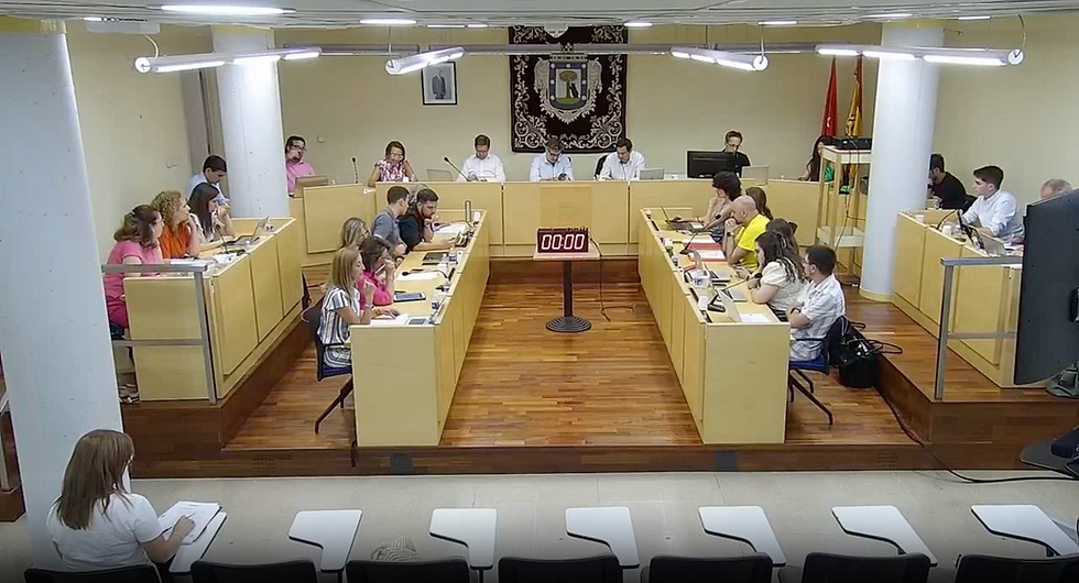 Las agrupaciones políticas se reunen en el pleno de la Junta Municipal de junio de 2026. (Ayuntamiento de Madrid)